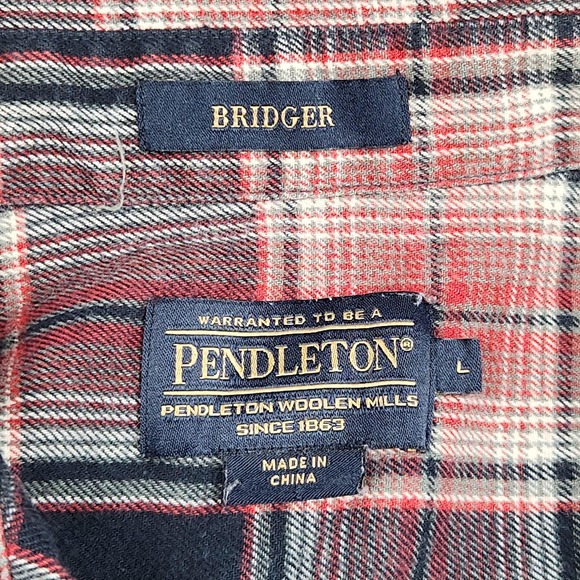 Pendleton Shirt‎ Mens Large Red Navy Plaid Bridger Cotton Wool Flannel Button - Picture 2 of 8